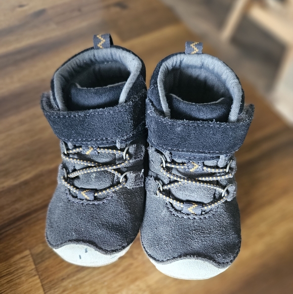 Stride Rite Oliver Shoes 5M - Picture 1 of 4